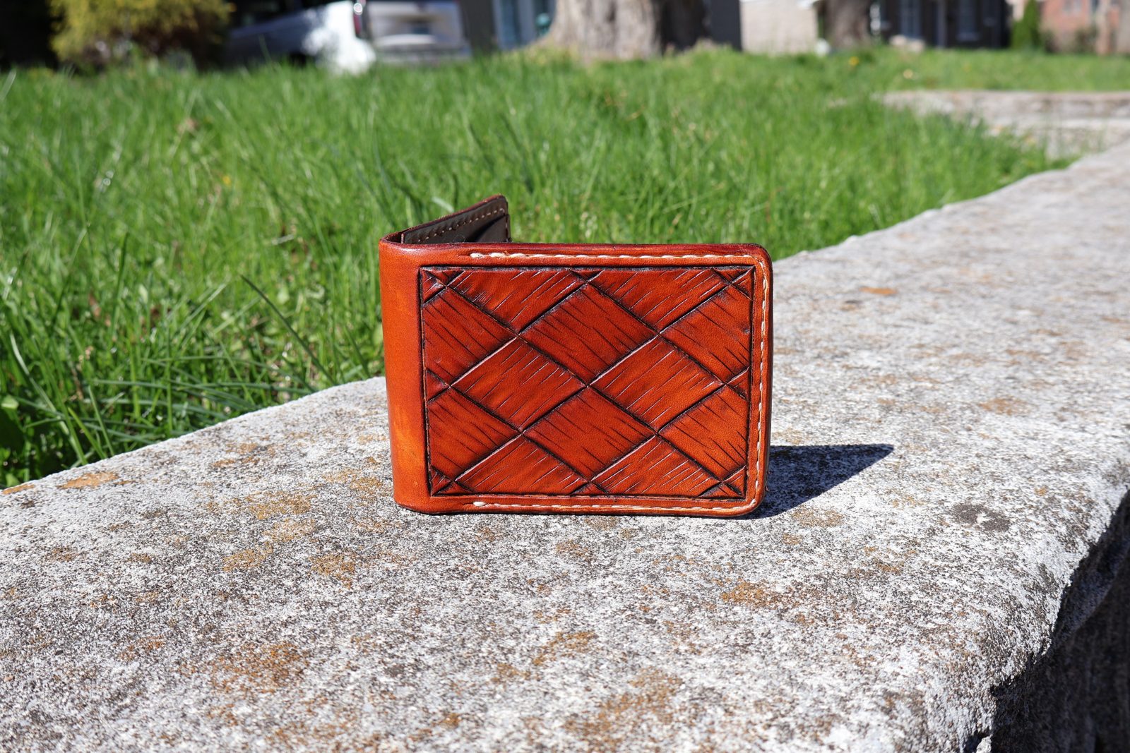 Diamond Weave Bifold